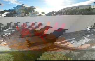Foto 3 - Ocean View Paradise - Steps Away From the Beach