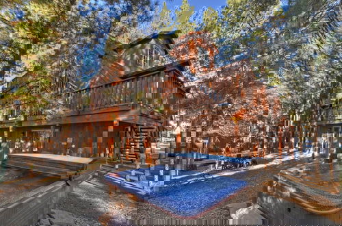 Foto 47 - Big 10 Luxury Cabin with HotTub