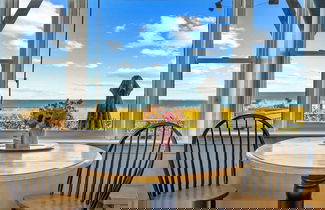 Foto 1 - A Wave From It All Sleeps 4