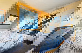 Photo 2 - A Wave From It All Sleeps 4