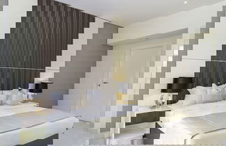 Foto 3 - LUX The Bays Edge Canal View Suite