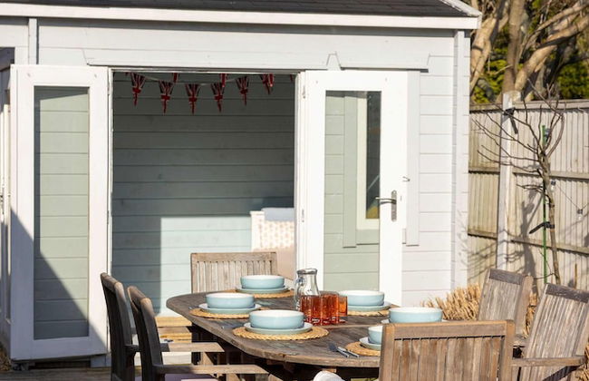 Charming Seaside Cottage - 5-min Walk to Beach - Foto 61