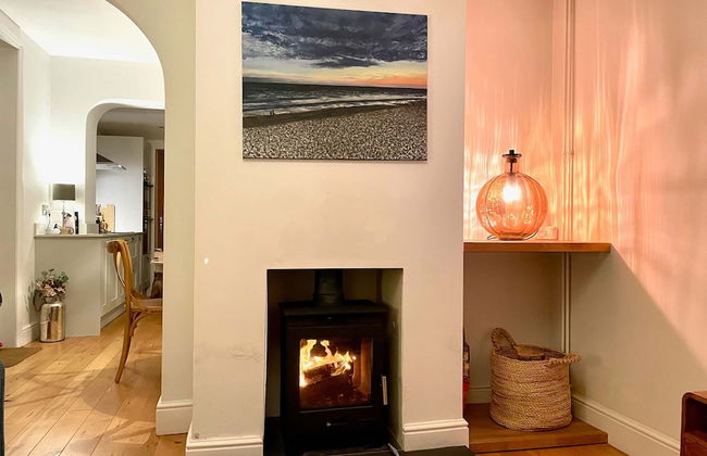 Charming Seaside Cottage - 5-min Walk to Beach - Foto 9