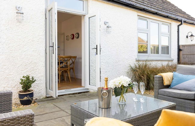Charming Seaside Cottage - 5-min Walk to Beach - Foto 65