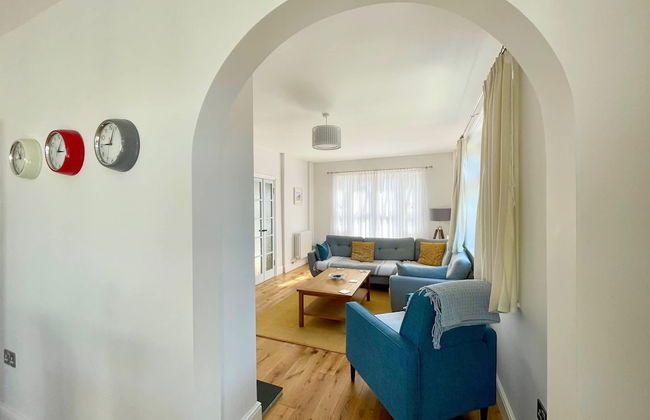 Charming Seaside Cottage - 5-min Walk to Beach - Foto 7