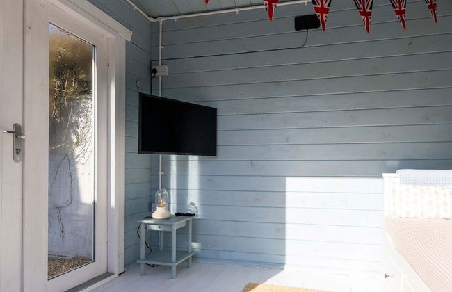 Charming Seaside Cottage - 5-min Walk to Beach - Foto 63