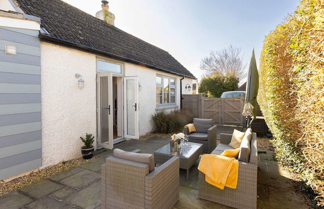 Charming Seaside Cottage - 5-min Walk to Beach - Foto 64
