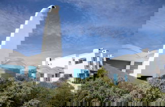 Foto 1 - Paradys Oceanfront Submarine-style Holiday Home in Langebaan