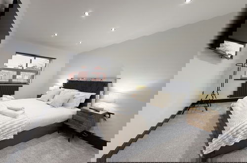 Foto 2 - Santi House