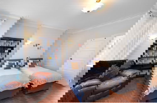 Foto 12 - Stunning Edwardian 6 Bedroom Family Home