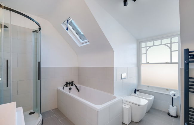 Stunning Edwardian 6 Bedroom Family Home - Foto 22