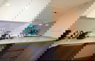 Foto 3 - Bloomfields Luxury 2BR Wave Tower A