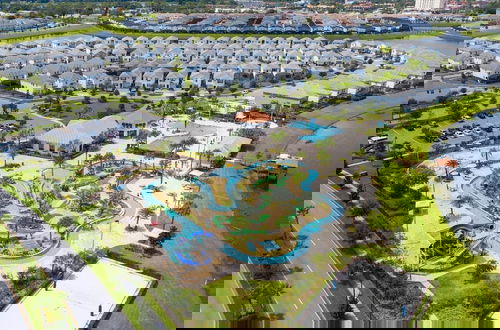 Foto 66 - Amazing Townhome With Lake View at Storey Lake Resort