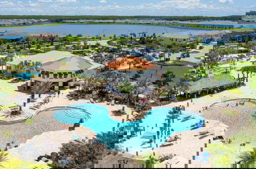 Foto 56 - Amazing Townhome With Lake View at Storey Lake Resort