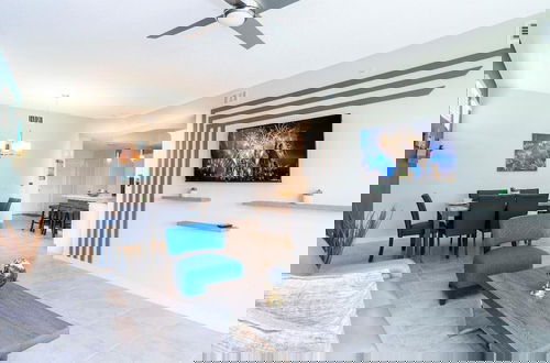 Foto 6 - Amazing Townhome With Lake View at Storey Lake Resort