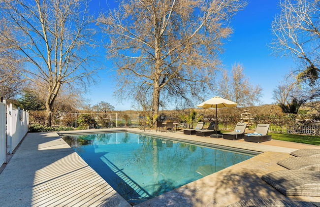 Victorian Manor In Paso Robles Wine Country + Pool, Hot Tub, Firepit, Tennis Court Sleeps 28 - Foto 21