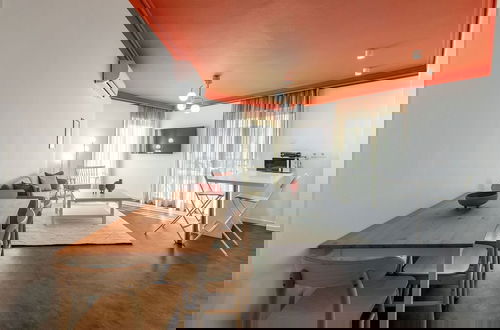 Foto 23 - OneZeroTwo by Zoia Living