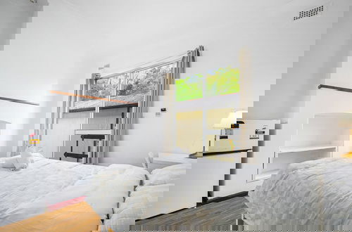 Foto 4 - Metawise/parramatta Cozy Room With Furniture Wifi