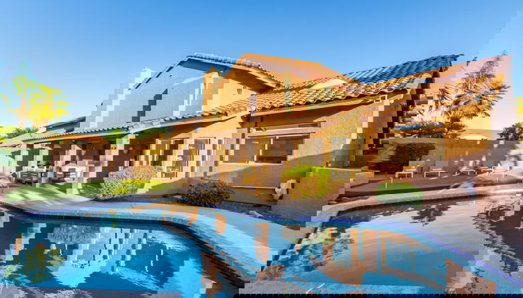 Photo 1 - NEW Paradise Park Heated Pool Spa BBQ