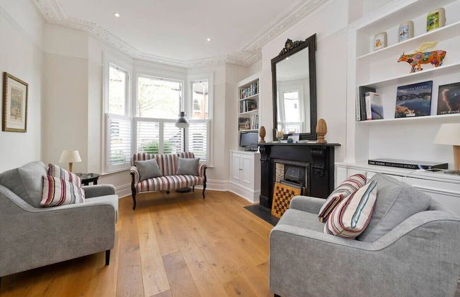 Spacious 4 Bed House, Battersea - Foto 1