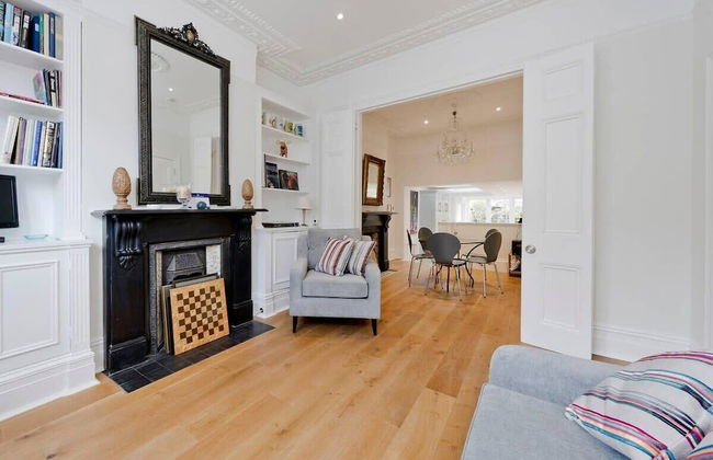 Spacious 4 Bed House, Battersea - Foto 13