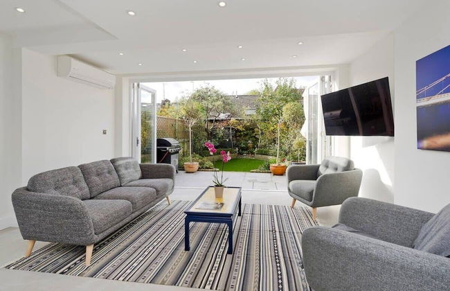 Spacious 4 Bed House, Battersea - Foto 47