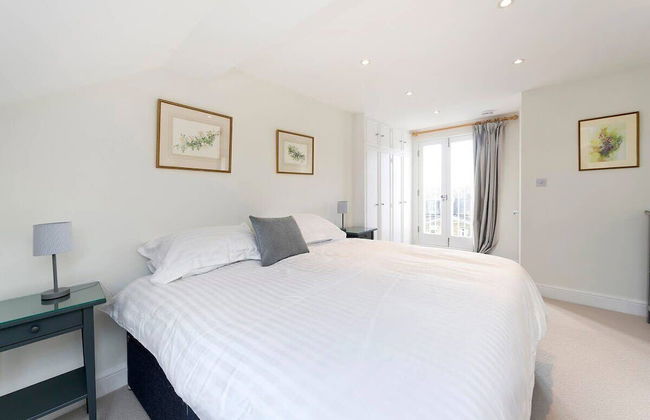 Spacious 4 Bed House, Battersea - Foto 33