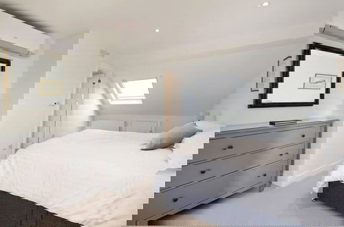 Foto 31 - Spacious 4 Bed House, Battersea