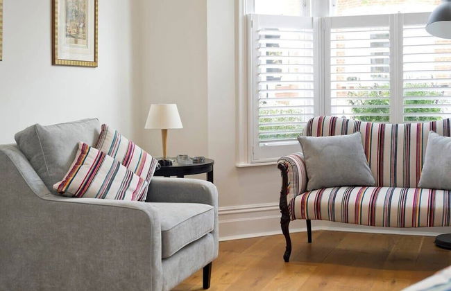 Spacious 4 Bed House, Battersea - Foto 12