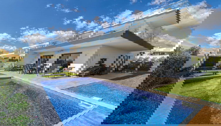 Foto 1 - Manatee Modern Luxurious Villa