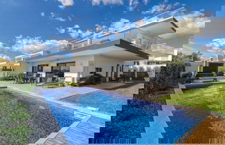 Foto 1 - Manatee Modern Luxurious Villa