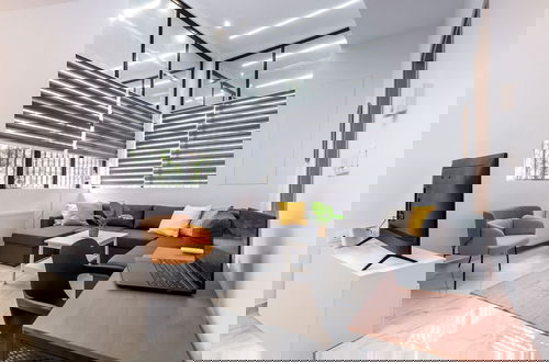 Foto 1 - LIV - Modern Spacious Apartment in Gazi
