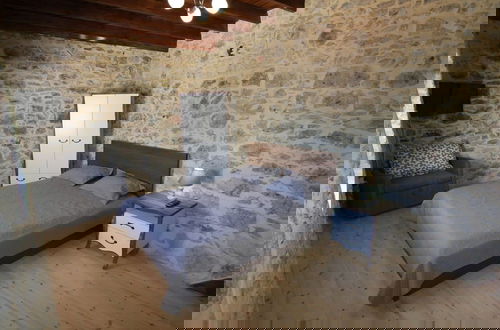 Foto 5 - Malia Stone Residence - Secluded Cozy Retreat