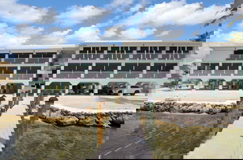 Foto 57 - 180 Degrees Of Ocean Views, Sitting On A Large Lagoon That Opens To Florida Bay 5 Bedroom Condo by RedAwning