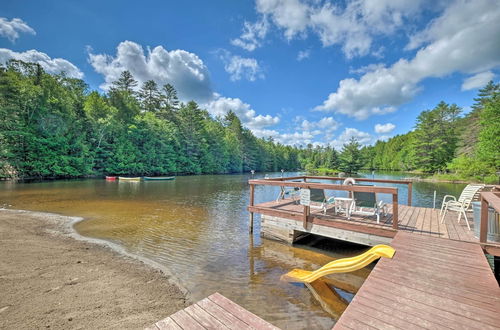 Foto 41 - Bolton Alderbrook Lodge w/ Private 10-acre Lake