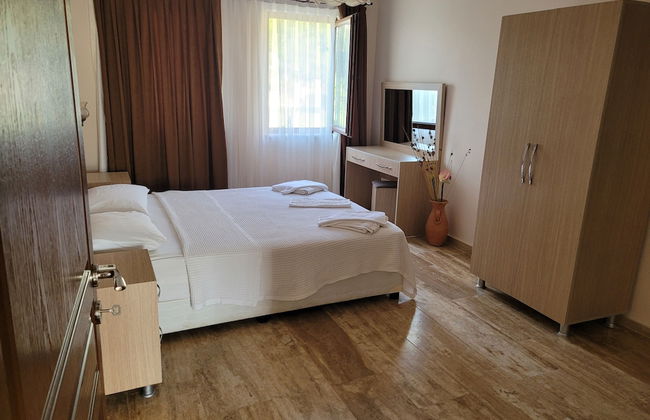 Oasis Apart Hotel - Photo 4