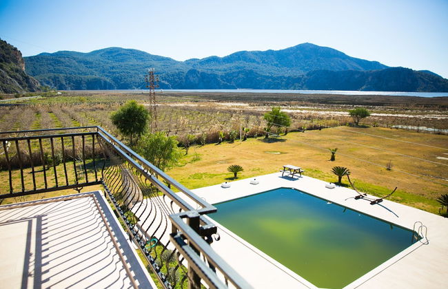 Oasis Apart Hotel - Photo 26