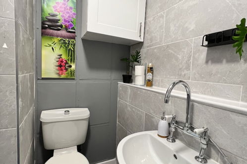 Photo 15 - Impeccable 1-bed Apartment in London