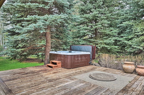 Photo 15 - Luxe Sun Valley Retreat W/hot Tub, 3 Mi to Resort