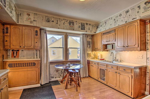 Photo 5 - Cozy Appleton Getaway w/ Screened-in Porch + Yard