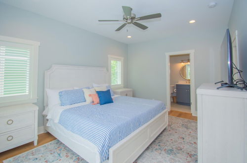 Photo 4 - 4 Bed and 5 Bath Fripp Island Rental on Davis Love