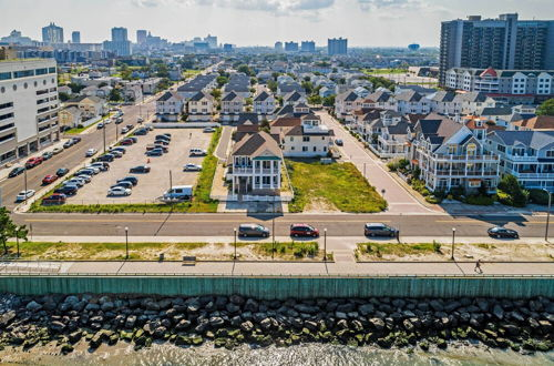 Foto 40 - Idyllic Oceanfront Home on Atlantic City Boardwalk