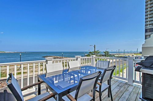 Foto 9 - Idyllic Oceanfront Home on Atlantic City Boardwalk