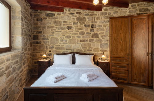 Photo 3 - Draganigo Luxury Stone Houses