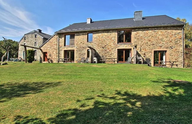 Rustic Holiday Home in Sainte-ode With Garden - Foto 1