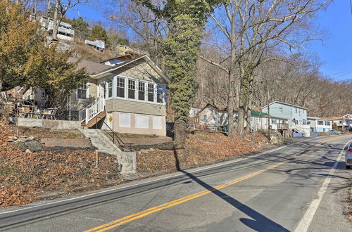 Photo 7 - Greenwood Lake Cottage w/ Grill & Lake Access