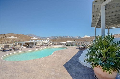 Foto 77 - Naxos Secret Paradise Villa With Private Pool
