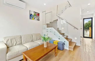 Foto 1 - Stunning Three Bedroom Townhouse With Free Parking