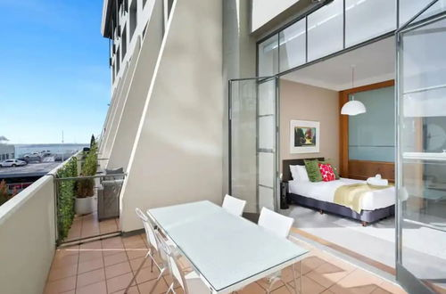 Photo 4 - Lovely Bright Apartment With Balcony, Pool And Gym