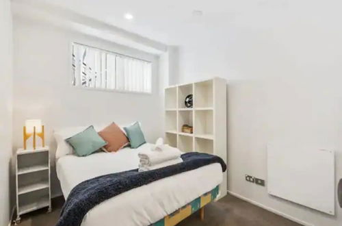 Photo 2 - Lovely Two Bedroom Apartment Close To Sky Tower